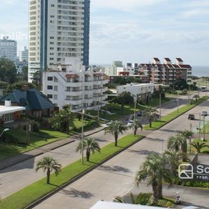 Departamento - Playa Brava
