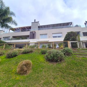 Apartamento Venta 3 Dormitorios Calefacción Estufa Leña Parrillero Barbacoa Piscina Lago La Caleta