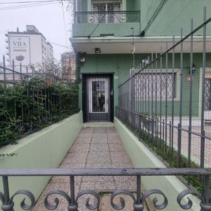 Apartamento A Escasos Metros De Av. Italia! Dúplex, Acepta Banco!