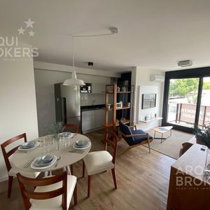 Apartamento De 2 Dormitorios En Venta En Centro