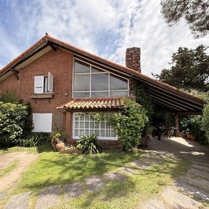 Casa Pinares