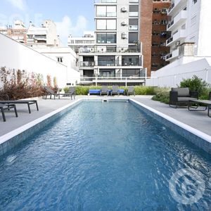 Venta De Penthouse De 3 Dormitorios Y Terraza En Punta Carretas