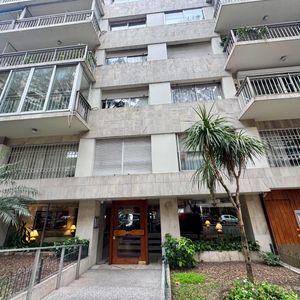 Apartamento Amoblado En Venta O Alquiler En Pocitos, Montevideo