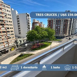 Venta De Apartamento De 1 Dormitorio Con Garage En Tres Cruces