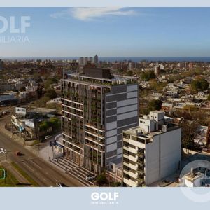 Venta De Local Comercial En Parque Batlle