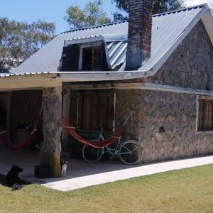 Casa En Alquiler En El Tesoro!!
