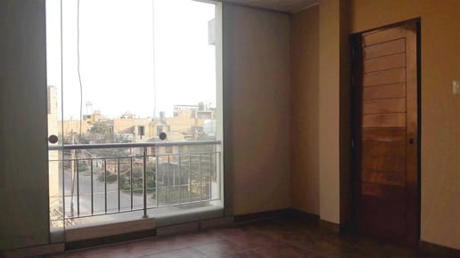 Departamento de 152 m2 con Cochera, Cerca Estación San Carlos y Los Postes en Sjl