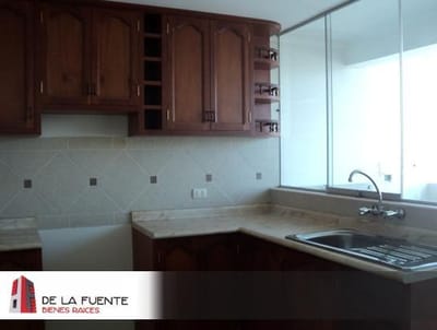 Dpto. 4to Piso Cerca del Parque Lambramani, J. L. b. y R.