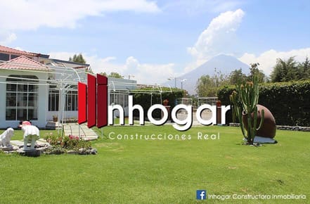 Vendo Lujosa Mansión / Local Comercial con Áreas Verdes - Zamacola