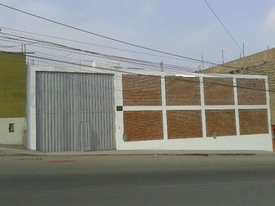 Local Industrial en Venta - Urb. Canto Bello - Sjl