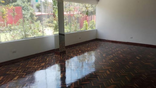 Alquilo Amplio Dpto en Primer Piso Cayma 125 m2