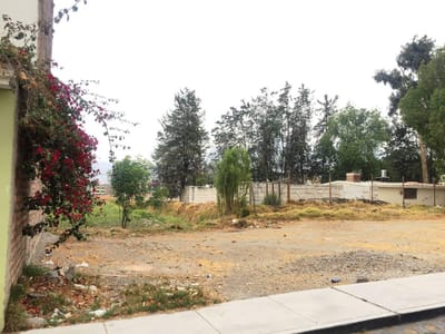 Venta de Terreno en Urb. Privada Santa Maria Jlbyr Centros Comercial Lambramani