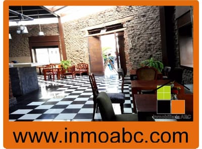 Exclusivo Local Comercial en Venta (Victor Gonzales)