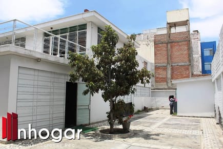 Alquilo Amplia Casa Para Empresas en La Av Venezuela - Miraflores - Arequipa