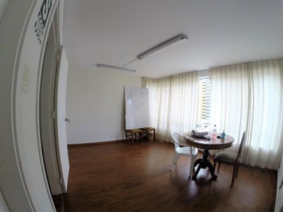Se Alquila Oficina de 65 m2, Cerca Benavides y Reducto, Miraflores