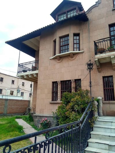 Excelente Casona Ideal Para Negocio - Cercado