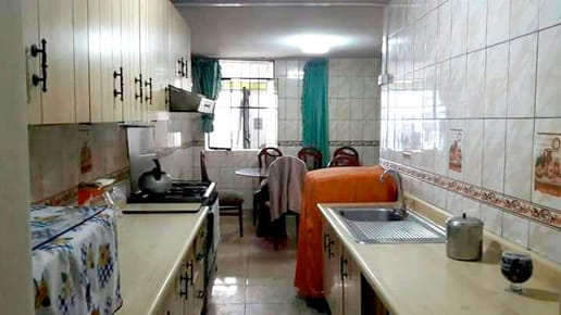 Vendo Departamento en Primer Piso en Villa Flores