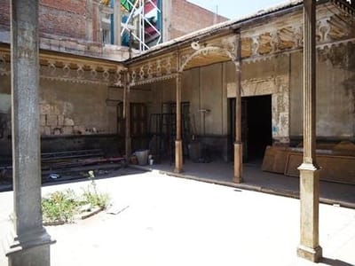 Vendo Amplia Casona en El Cercado de Arequipa de 1330 m2 de Terreno.