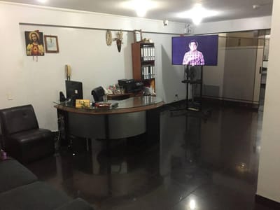 Exclusiva Oficina de 95 m2 a 1 Cuadra de Av Larco Miraflores. Oportunidad!
