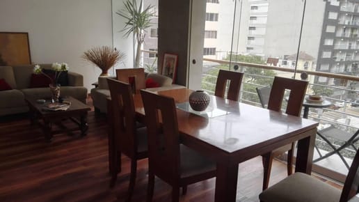 Linda Habitación con Baño Incorporado en El Corazón de Miraflores