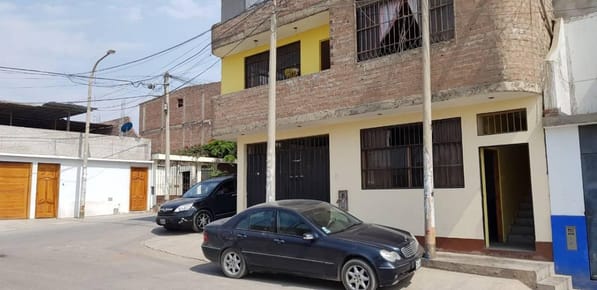 Gran Oportunidad Casa de 3 Pisos