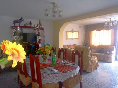 Linda y Económica Casa con Titulo, Villa El Salvador
