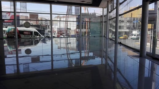 Alquilo Amplio Local Comercial en Av Ejército Ideal Empresas /negocio