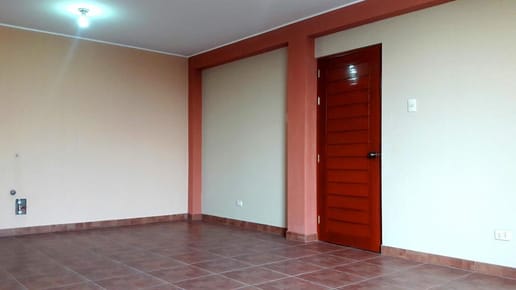 Departamento de 152 m2 con Cochera, Cerca Estación San Carlos y Los Postes en Sjl