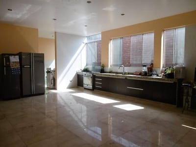 Exclusiva Casa en Las Lomas de La Planicie. Precio Increible!