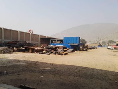 Remate de Local Industrial en Ate de 10,000 m2