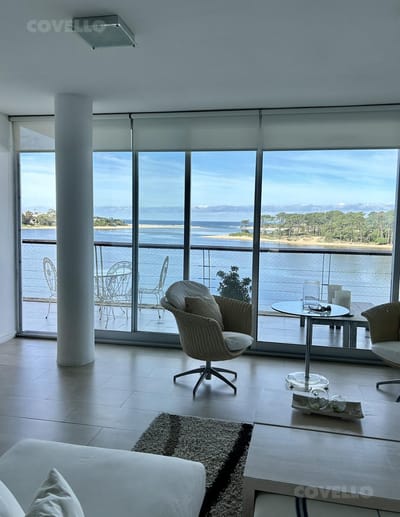 Departamento de 3 dormitorios en venta en La Barra Delamar