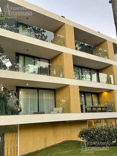 Departamento - Playa Mansa