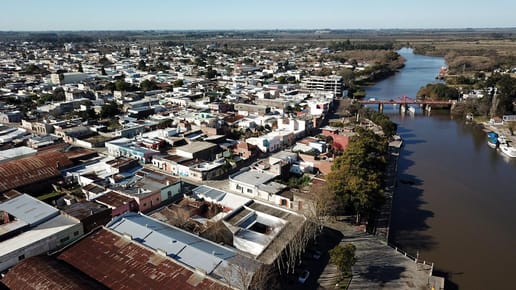 Deposito/ Galpón en Carmelo