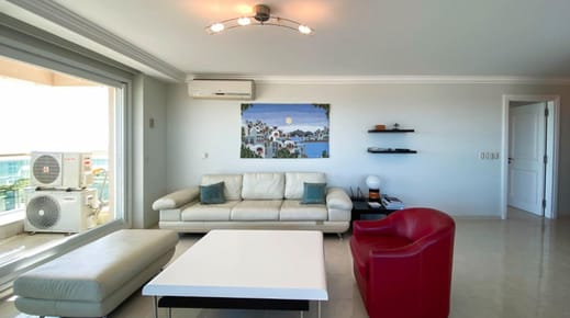 Departamento de 4 dormitorios  - Playa Mansa