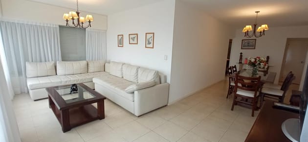 Apartamento de 2 dormitorios y 2 baños - Península-Punta del Este