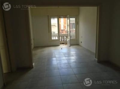 Apartamento - Centro - Lindo, al frente, amplio, buen punto, con renta, G.C: $3000