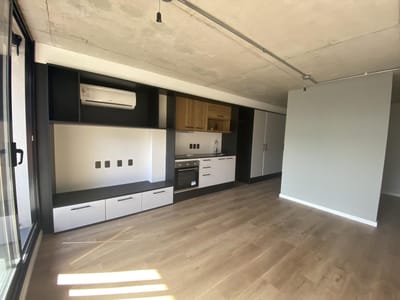 Venta Con Renta De Loft en Edificio Doce 76 - Pocitos Nuevo -