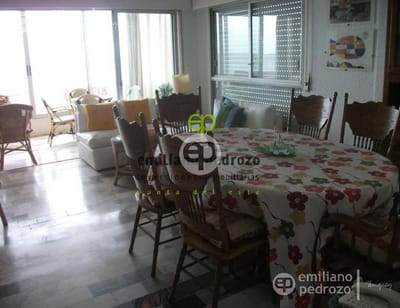 Apartamento frente al océano