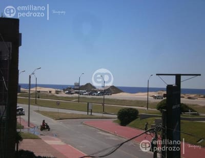 Alquiler de temporada  apartamento 2 dormitorios Playa Brava