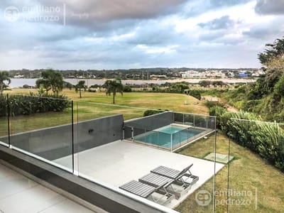 Venta apartamento 3 dormitorios Brava
