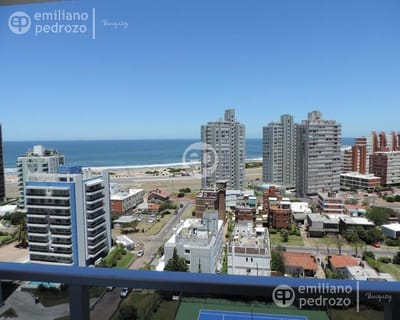Piso alto en Brava