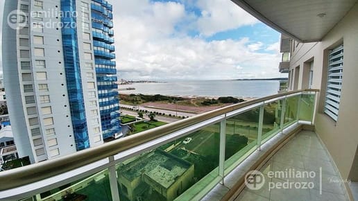 Departamento - Playa Mansa