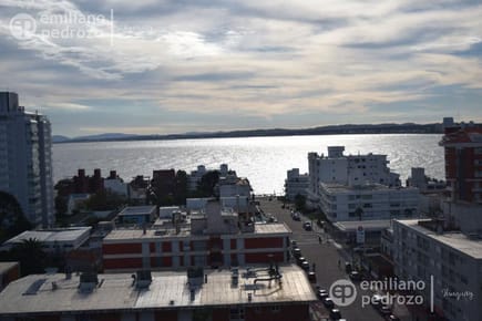 Departamento - Playa Mansa