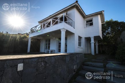 Venta y alquiler casa en Montoya La Barra Punta del Este