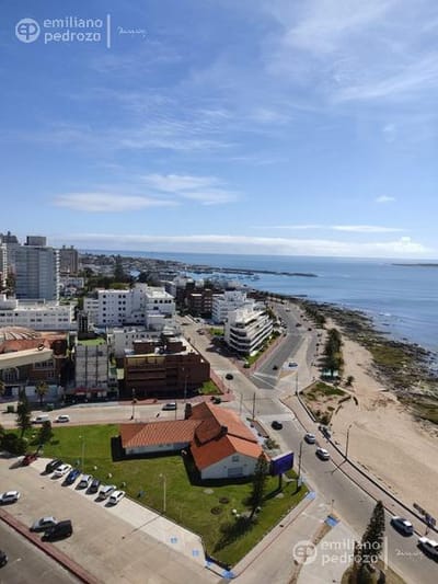 VENTA APARTAMENTO 3 DORMITORIOS PLAYA MANSA