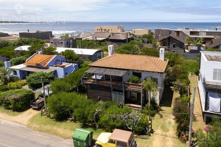 Casa en el Casco del Pueblo - LHO1220734