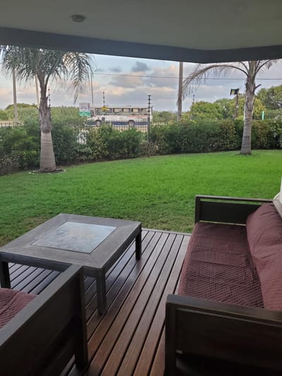 Departamento en  Barra de Carrasco, 3Dormitorios con jardin y garage