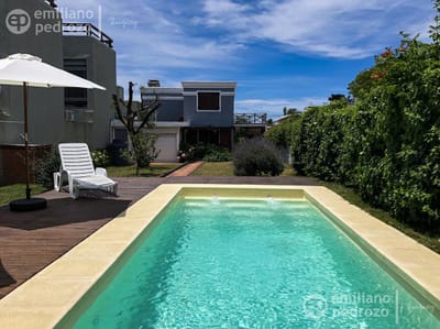 Venta / Alquiler Casa 3 dormitorios en Manantiales Punta del Este