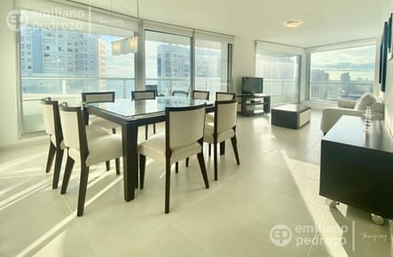 Venta Apartamento 3 Dormitorios, Playa Mansa, Punta del Este