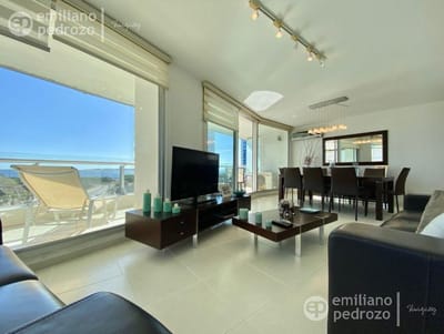 Venta Apartamento 3 Dormitorios, Playa Mansa, Punta del Este